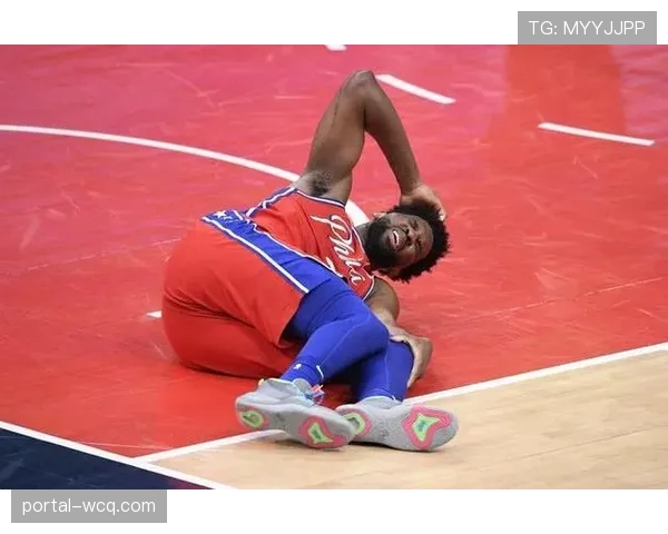 特写：膝盖酸痛困扰下的恩比德，如何改变76人的攻防体系